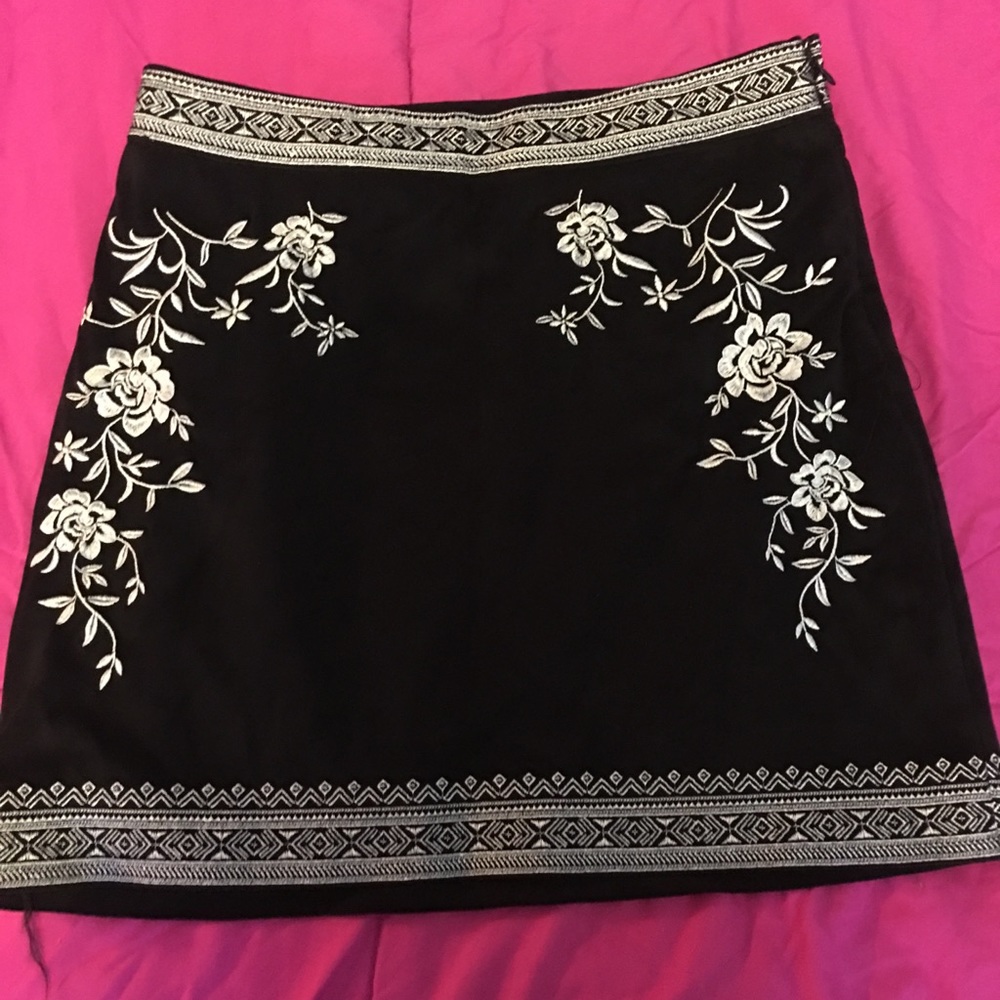 Forever 21 Black Shirt